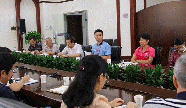 学习贯彻习总书记“七一”讲话 校关工委召开全体会议